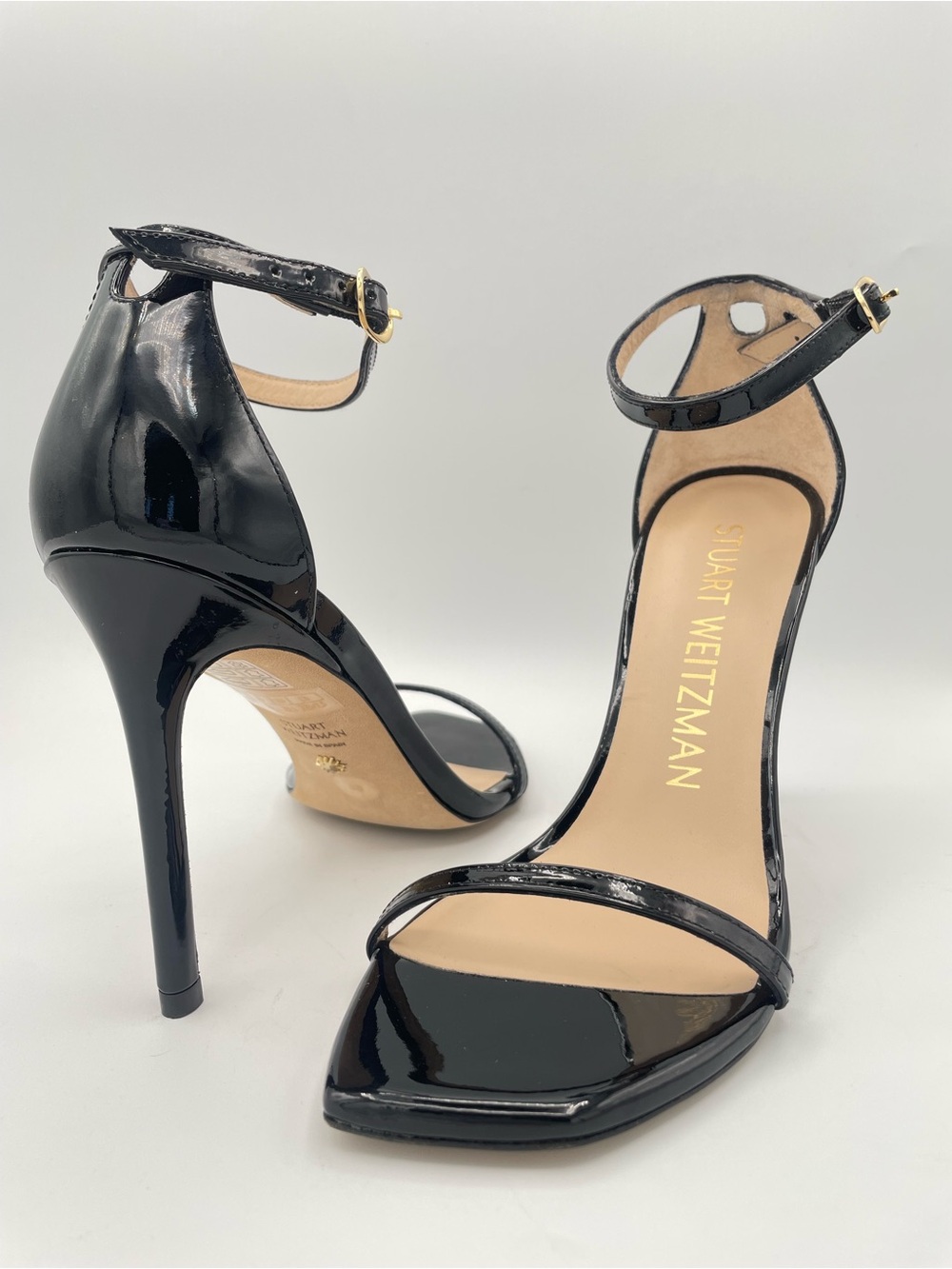 STUART WEITZMAN Nudistcurve 100 Black Patent Leather Heels Size 8B EUC